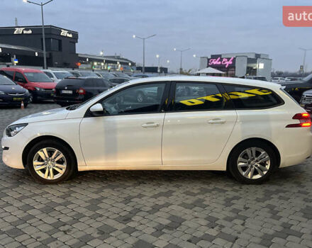 Белый Пежо 308, объемом двигателя 1.56 л и пробегом 357 тыс. км за 9200 $, фото 5 на Automoto.ua