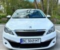 Белый Пежо 308, объемом двигателя 1.56 л и пробегом 230 тыс. км за 9100 $, фото 1 на Automoto.ua