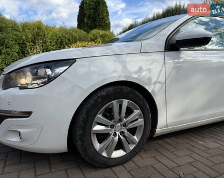 Белый Пежо 308, объемом двигателя 1.56 л и пробегом 274 тыс. км за 9400 $, фото 54 на Automoto.ua
