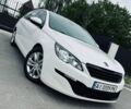 Белый Пежо 308, объемом двигателя 1.56 л и пробегом 430 тыс. км за 7500 $, фото 1 на Automoto.ua