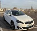 Белый Пежо 308, объемом двигателя 1.2 л и пробегом 174 тыс. км за 14000 $, фото 1 на Automoto.ua