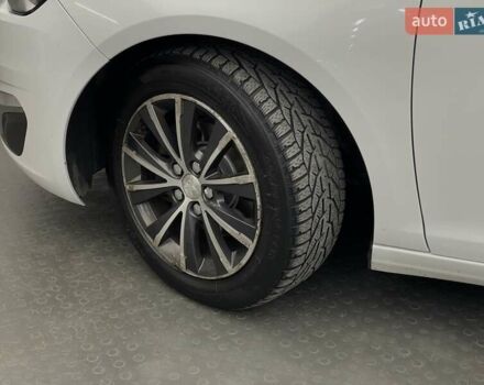 Білий Пежо 308, об'ємом двигуна 1.6 л та пробігом 258 тис. км за 9922 $, фото 7 на Automoto.ua