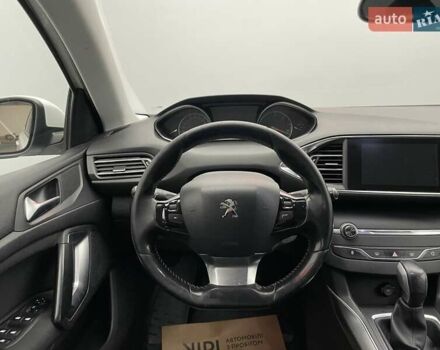 Білий Пежо 308, об'ємом двигуна 1.6 л та пробігом 258 тис. км за 9922 $, фото 11 на Automoto.ua