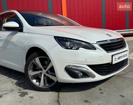 Білий Пежо 308, об'ємом двигуна 1.6 л та пробігом 128 тис. км за 11990 $, фото 1 на Automoto.ua