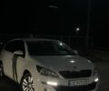 Белый Пежо 308, объемом двигателя 2 л и пробегом 250 тыс. км за 8070 $, фото 1 на Automoto.ua