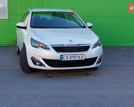 Белый Пежо 308, объемом двигателя 1.56 л и пробегом 209 тыс. км за 12000 $, фото 1 на Automoto.ua
