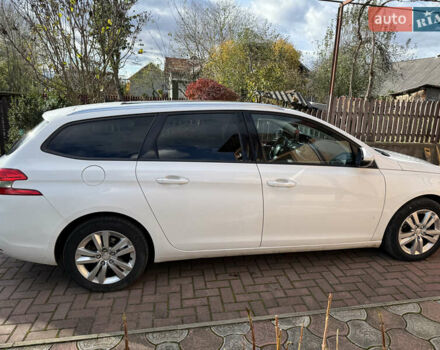 Белый Пежо 308, объемом двигателя 1.56 л и пробегом 274 тыс. км за 9400 $, фото 35 на Automoto.ua