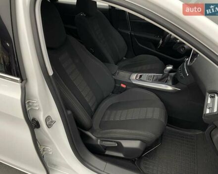 Білий Пежо 308, об'ємом двигуна 1.6 л та пробігом 258 тис. км за 9922 $, фото 18 на Automoto.ua