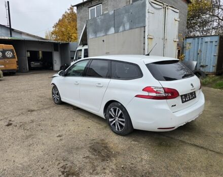 Белый Пежо 308, объемом двигателя 1 л и пробегом 230 тыс. км за 6500 $, фото 1 на Automoto.ua
