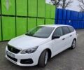Белый Пежо 308, объемом двигателя 1.56 л и пробегом 205 тыс. км за 9300 $, фото 4 на Automoto.ua