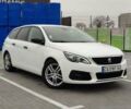 Белый Пежо 308, объемом двигателя 1.56 л и пробегом 205 тыс. км за 9300 $, фото 1 на Automoto.ua
