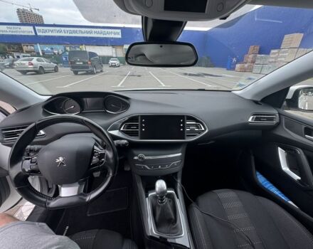 Білий Пежо 308, об'ємом двигуна 1.5 л та пробігом 187 тис. км за 12400 $, фото 4 на Automoto.ua