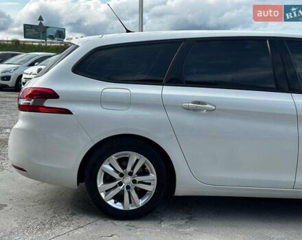 Білий Пежо 308, об'ємом двигуна 1.5 л та пробігом 206 тис. км за 12640 $, фото 10 на Automoto.ua