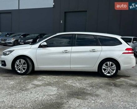 Білий Пежо 308, об'ємом двигуна 1.5 л та пробігом 206 тис. км за 12640 $, фото 5 на Automoto.ua