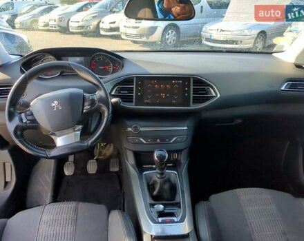 Білий Пежо 308, об'ємом двигуна 1.5 л та пробігом 220 тис. км за 11600 $, фото 7 на Automoto.ua