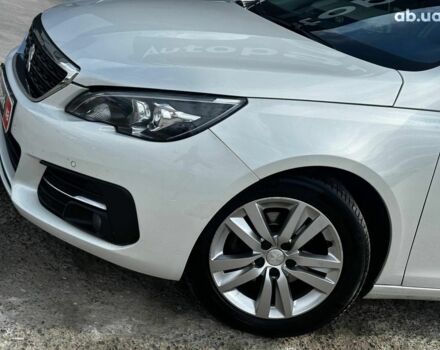 Білий Пежо 308, об'ємом двигуна 1.5 л та пробігом 206 тис. км за 12640 $, фото 3 на Automoto.ua