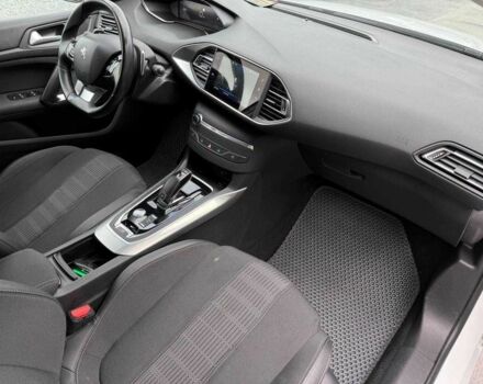 Белый Пежо 308, объемом двигателя 1.5 л и пробегом 192 тыс. км за 16500 $, фото 23 на Automoto.ua