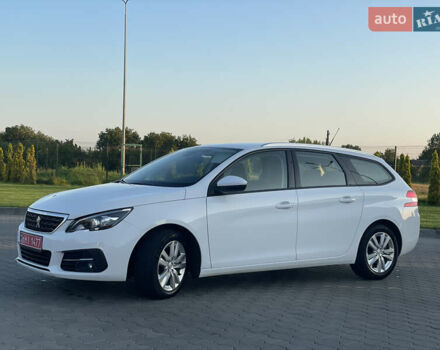 Белый Пежо 308, объемом двигателя 1.5 л и пробегом 197 тыс. км за 12950 $, фото 11 на Automoto.ua
