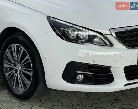 Белый Пежо 308, объемом двигателя 1.5 л и пробегом 162 тыс. км за 14800 $, фото 12 на Automoto.ua