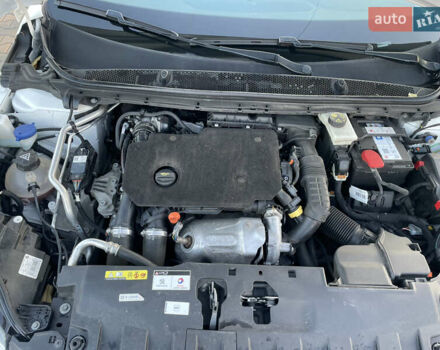 Белый Пежо 308, объемом двигателя 1.5 л и пробегом 197 тыс. км за 12950 $, фото 24 на Automoto.ua