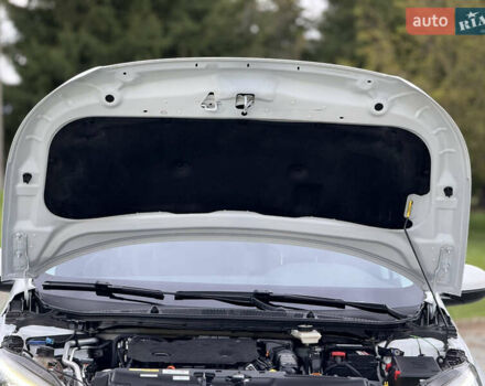 Белый Пежо 308, объемом двигателя 1.5 л и пробегом 162 тыс. км за 14900 $, фото 77 на Automoto.ua