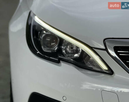 Белый Пежо 308, объемом двигателя 1.5 л и пробегом 162 тыс. км за 14800 $, фото 13 на Automoto.ua