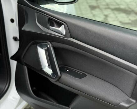 Белый Пежо 308, объемом двигателя 1.5 л и пробегом 162 тыс. км за 14900 $, фото 52 на Automoto.ua