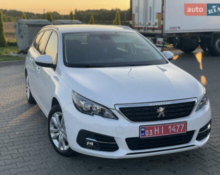 Белый Пежо 308, объемом двигателя 1.5 л и пробегом 197 тыс. км за 12950 $, фото 10 на Automoto.ua