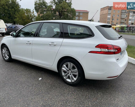 Білий Пежо 308, об'ємом двигуна 1.5 л та пробігом 180 тис. км за 14750 $, фото 6 на Automoto.ua