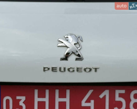 Белый Пежо 308, объемом двигателя 1.5 л и пробегом 162 тыс. км за 14800 $, фото 25 на Automoto.ua