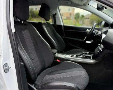 Белый Пежо 308, объемом двигателя 1.5 л и пробегом 162 тыс. км за 14800 $, фото 60 на Automoto.ua