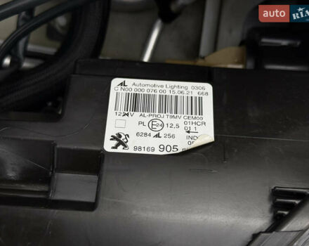 Белый Пежо 308, объемом двигателя 1.5 л и пробегом 162 тыс. км за 14800 $, фото 81 на Automoto.ua