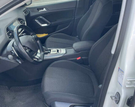 Білий Пежо 308, об'ємом двигуна 1.5 л та пробігом 192 тис. км за 14150 $, фото 10 на Automoto.ua