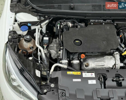 Белый Пежо 308, объемом двигателя 1.5 л и пробегом 162 тыс. км за 14800 $, фото 82 на Automoto.ua