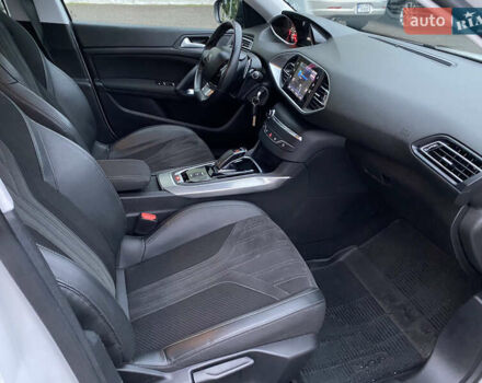 Білий Пежо 308, об'ємом двигуна 1.5 л та пробігом 180 тис. км за 14750 $, фото 28 на Automoto.ua