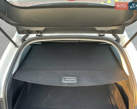 Белый Пежо 308, объемом двигателя 1.5 л и пробегом 197 тыс. км за 12950 $, фото 18 на Automoto.ua