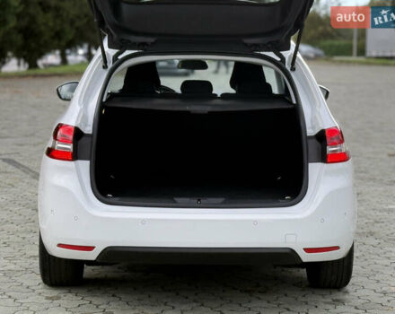 Белый Пежо 308, объемом двигателя 1.5 л и пробегом 162 тыс. км за 14900 $, фото 71 на Automoto.ua