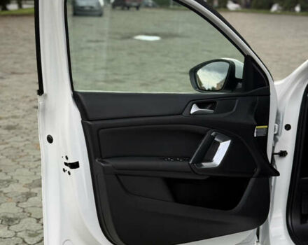 Белый Пежо 308, объемом двигателя 1.5 л и пробегом 162 тыс. км за 14800 $, фото 31 на Automoto.ua