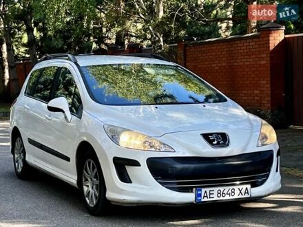 Білий Пежо 308, об'ємом двигуна 1.6 л та пробігом 220 тис. км за 4800 $, фото 1 на Automoto.ua