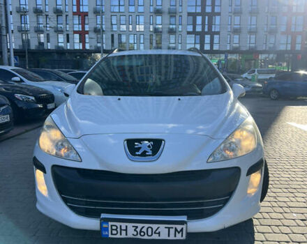 Белый Пежо 308, объемом двигателя 2 л и пробегом 266 тыс. км за 5200 $, фото 1 на Automoto.ua