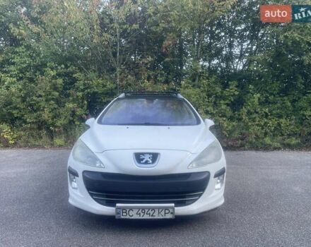 Белый Пежо 308, объемом двигателя 1.56 л и пробегом 320 тыс. км за 5500 $, фото 1 на Automoto.ua