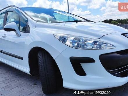 Белый Пежо 308, объемом двигателя 1.56 л и пробегом 236 тыс. км за 5900 $, фото 1 на Automoto.ua