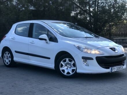Пежо 308 2011 у Павлограде на Automoto.ua Білий Пежо 308, об'ємом двигуна 1.6 л та пробігом 200 тис. км за 2399 $, фото 1 на Automoto.ua