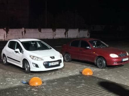 Білий Пежо 308, об'ємом двигуна 1.6 л та пробігом 289 тис. км за 6000 $, фото 1 на Automoto.ua