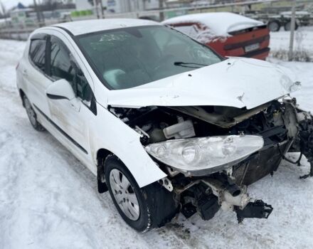 Білий Пежо 308, об'ємом двигуна 1.6 л та пробігом 200 тис. км за 2000 $, фото 1 на Automoto.ua