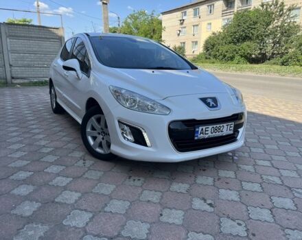 Белый Пежо 308, объемом двигателя 1.6 л и пробегом 150 тыс. км за 6400 $, фото 1 на Automoto.ua