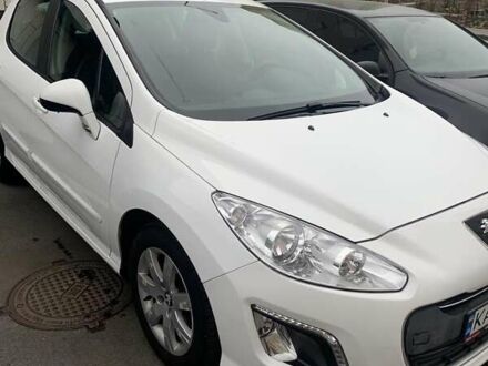 Білий Пежо 308, об'ємом двигуна 1.6 л та пробігом 113 тис. км за 7500 $, фото 1 на Automoto.ua