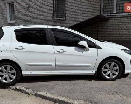 Білий Пежо 308, об'ємом двигуна 1.6 л та пробігом 110 тис. км за 8300 $, фото 1 на Automoto.ua