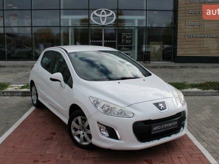 Белый Пежо 308, объемом двигателя 1.56 л и пробегом 173 тыс. км за 7300 $, фото 1 на Automoto.ua