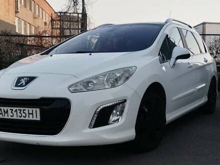 Пежо 308 2013 в Чернигове на Automoto.ua Белый Пежо 308, объемом двигателя 1.6 л и пробегом 270 тыс. км за 5600 $, фото 1 на Automoto.ua